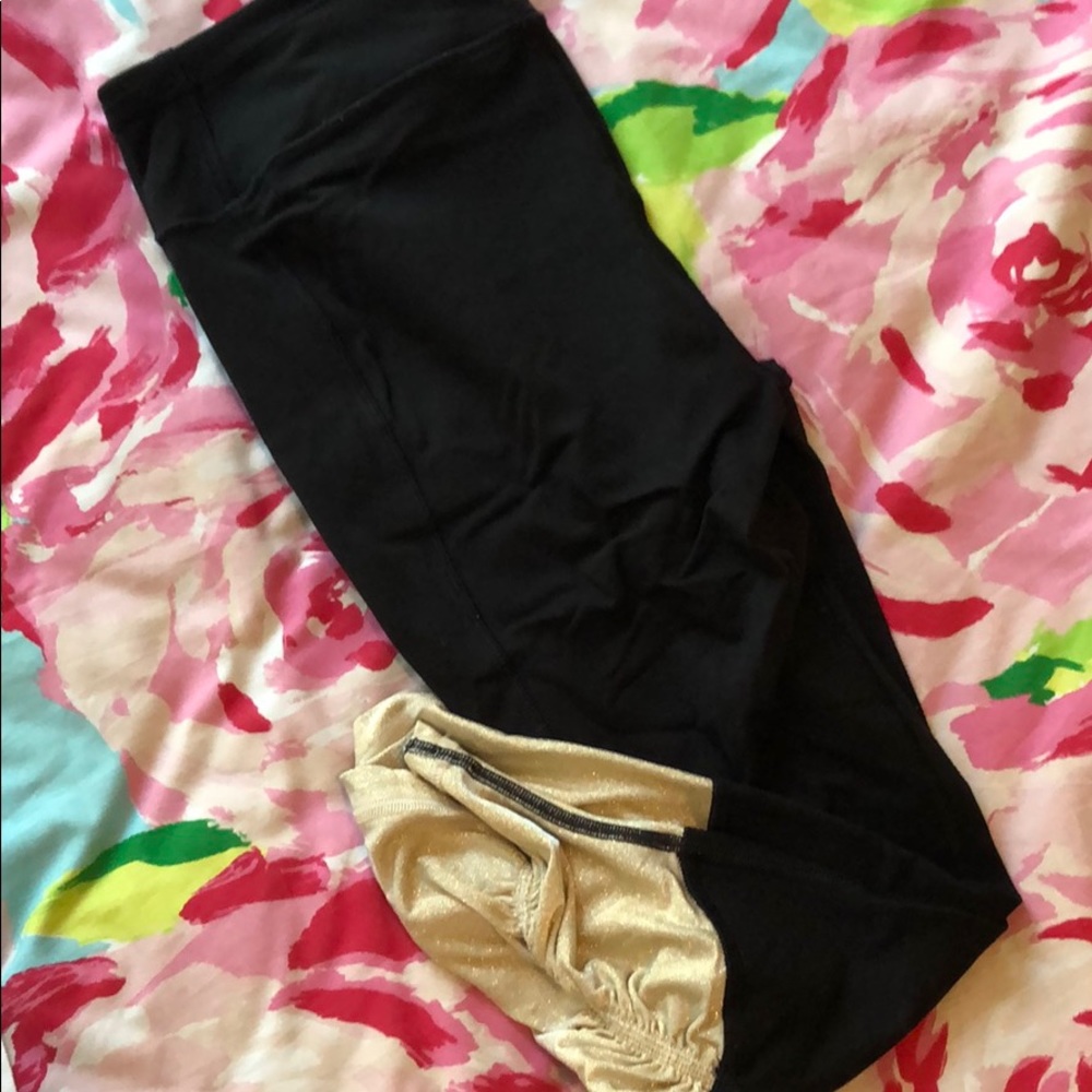 VSX gold bottom athletic capris